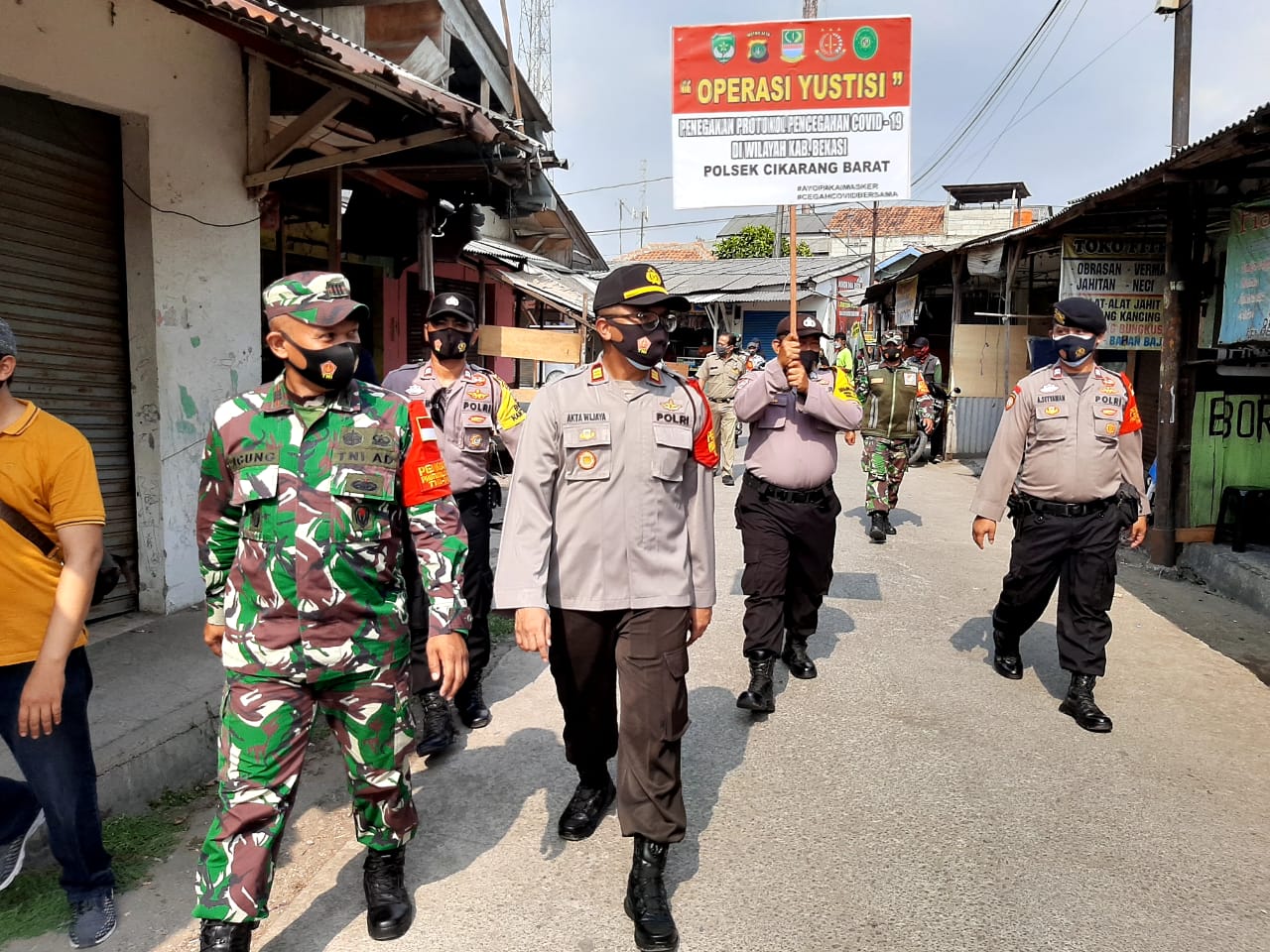 Read more about the article Kepolisian Cikarang barat Melakukan Himbauan