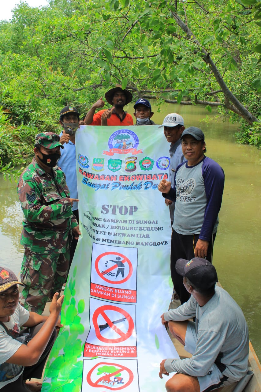 Read more about the article Kelompok Pemuda Lakukan Giat BERKA Di Kali Pondok Dua