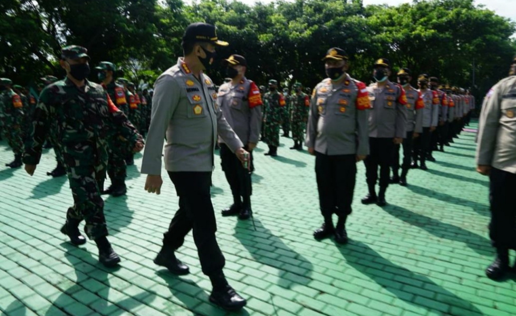You are currently viewing Pasukan TNI dan Polri Bekasi Gelar Giat TWG Proses Pengamanan Pilkades