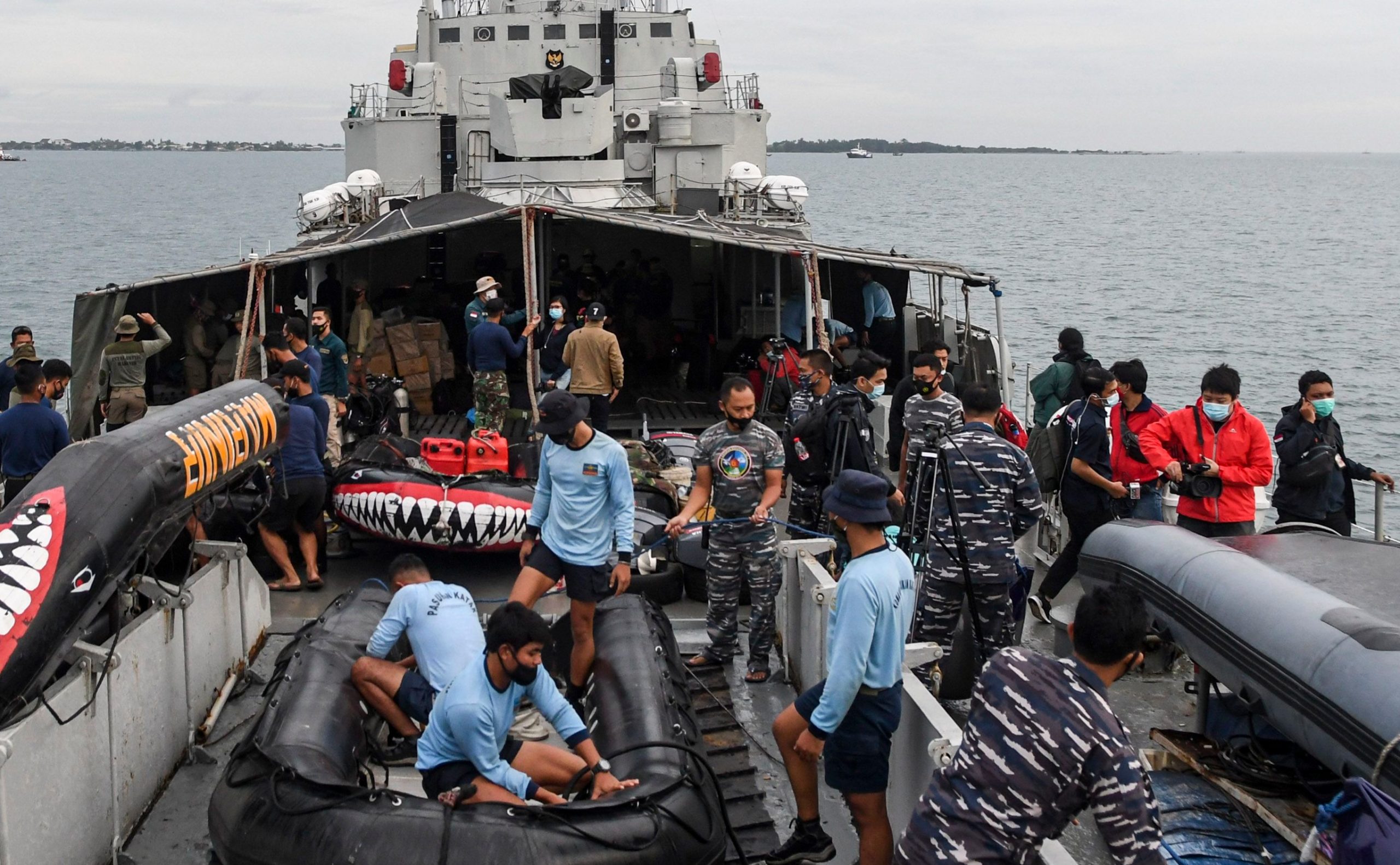 Read more about the article Tim Gabungan Masih Terus Lakukan Pencarian Badan Pesawat Sriwijaya Air SJ-182  di Sekitar Perairan Kepulauan Seribu