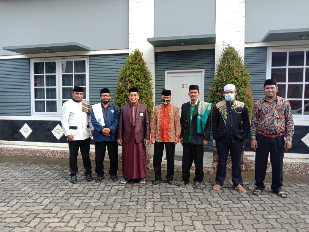 Read more about the article Pelantikan Pengurus Ikatan Da’i Muda Indonesia (IDMI) di Ciamis