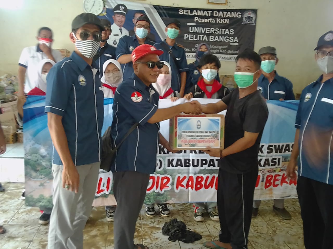 Read more about the article Desa Bojong Sari Dapat Bantuan Sembako
