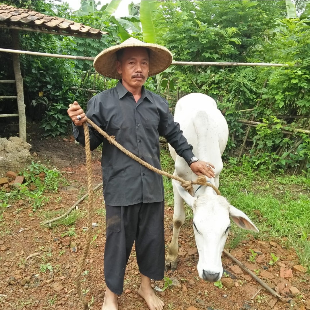 Read more about the article ABAS KOSASIH SEORANG PETANI YANG PUNYAI CITA-CITA MEMBANGUN DESA TAMAN MEKAR SECARA MERATA
