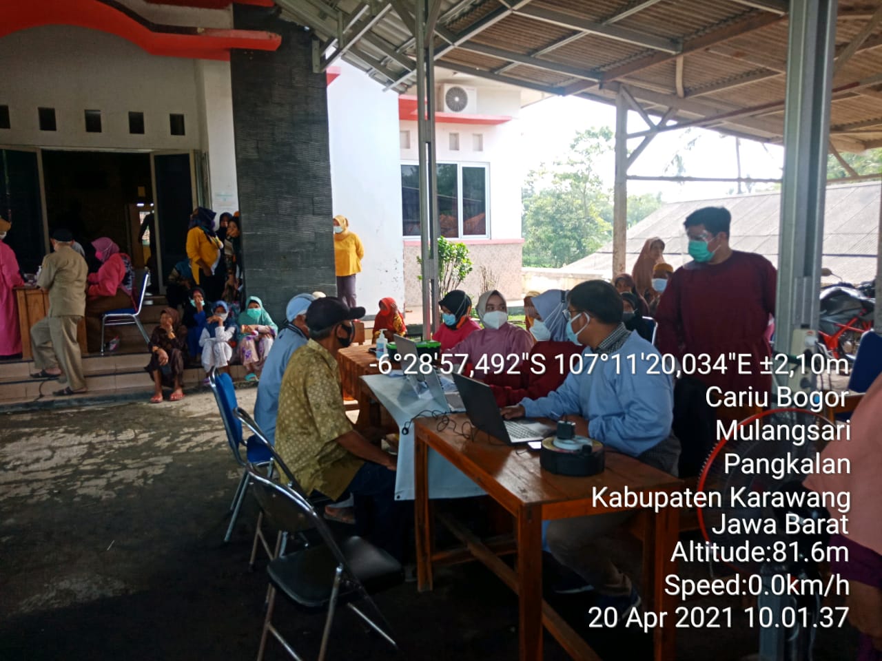 Read more about the article UPTD PUSKESMAS PANGKALAN JEMPUT BOLA LAKSNAKAN PROGRAM VAKSINASI COVID-19 KE DESA-DESA