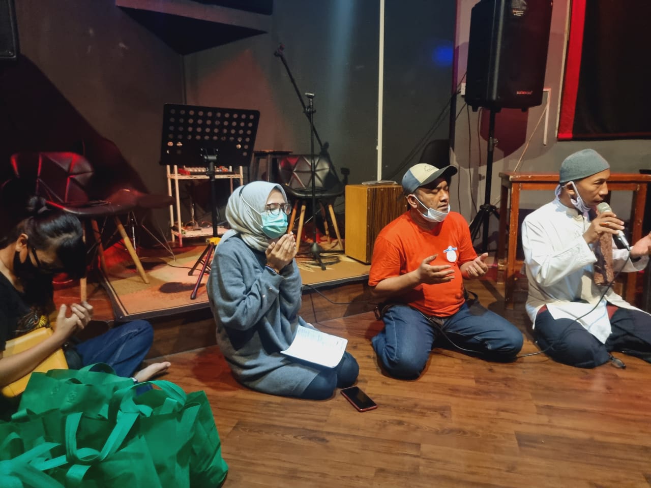 Read more about the article Komunitas Scooter Independent Brother Scoot Bekasi Adakan Baksos