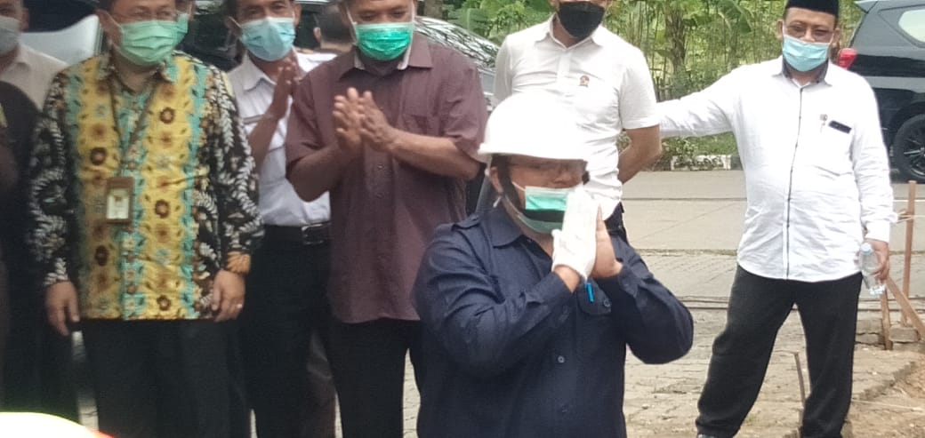 Read more about the article Peletakan Batu Pertama Oleh Kemenag Kab Bekasi Tangani Jamaah Haji