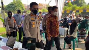 Read more about the article Polres Metro Bekasi Adakan Gerai Vaksin Keliling Gratis