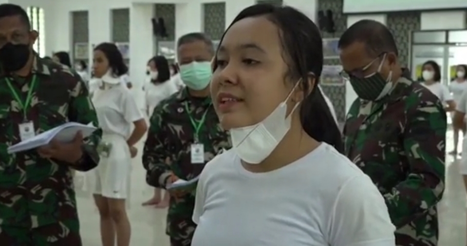 Read more about the article Viral Wanita Ini Mau Buat Mantan Menyesal Alasan Masuk TNI