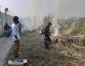 Read more about the article Kegiatan Geladi Bersih di Desa Tanjung Sari di Hadiri Babinsa Serka Ihak.