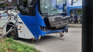 Read more about the article Kronologi Kecelakaan Bus Transjakarta di Jalan Pramuka