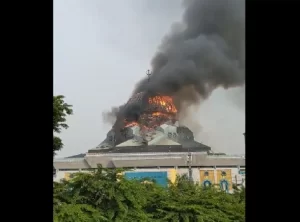 Read more about the article Kronologi Kebakaran dan Robohnya Kubah Masjid Jakarta Islamic Center