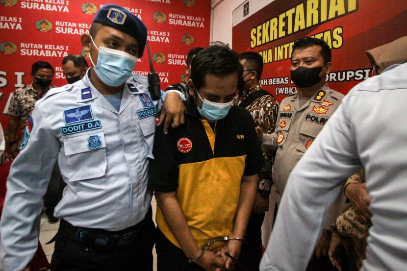 You are currently viewing Mas Bechi Terancam 16 Tahun Penjara Prihal Kasus Pemerkosaan Santriwati!