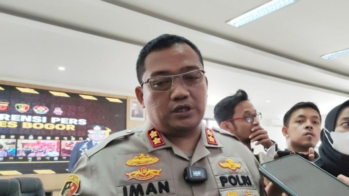 Read more about the article VIRAL! Polisi Buka Suara, Larangan Ibadah Natal Oleh Warga di Cilebut