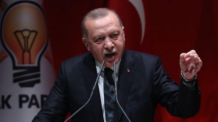 You are currently viewing Pembakaran Al-Qur’an Diluar Kedutaan Ankara Buat Erdogan Ngamuk, Swedia & NATO ‘Pusing’