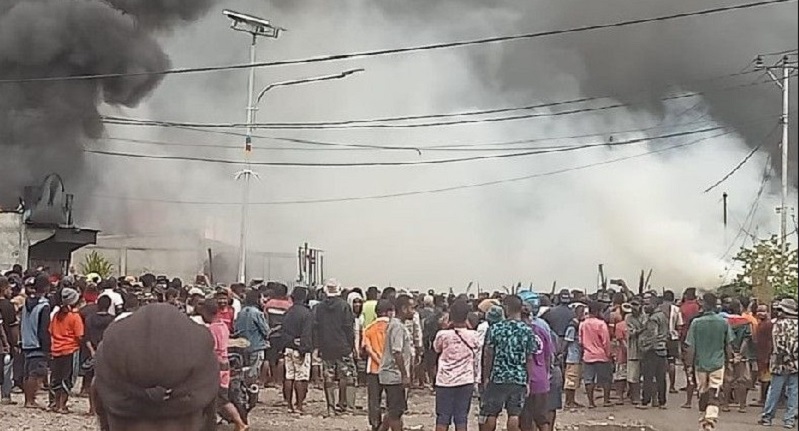 Read more about the article Kerusuhan Wamena Papua Tewaskan 12 Orang, 16 Anggota Polisi Diperiksa Propam