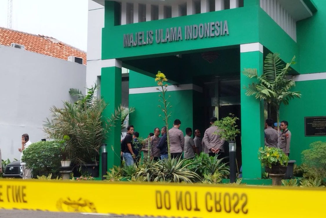 Read more about the article Pelaku Penembakan di Kantor MUI Pusat Meninggal Usai Meletuskan Tembakan!