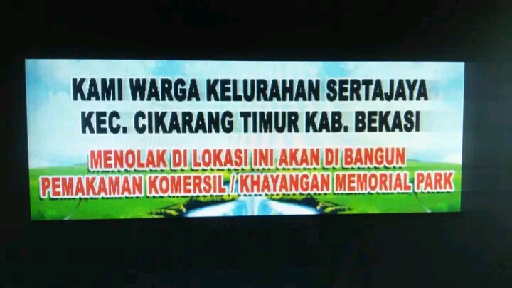Read more about the article Viral Penolakan Demo warga Sertajaya Atas Pembangunan Makam Komersil Khayangan Memorial Park