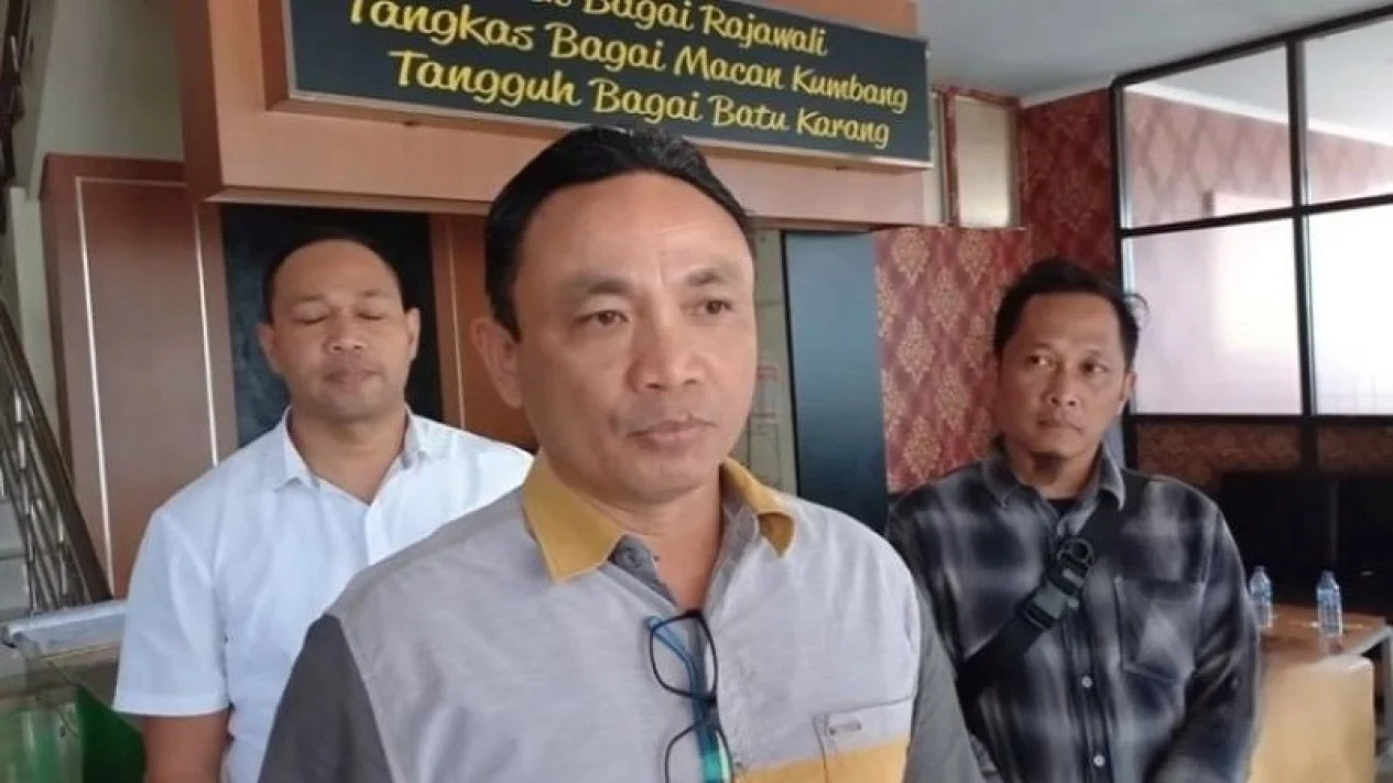 Read more about the article Sosok Kombes Surawan Terancam Sanksi Usai Pegi Setiawan Menang Dalam Sidang Praperadilan