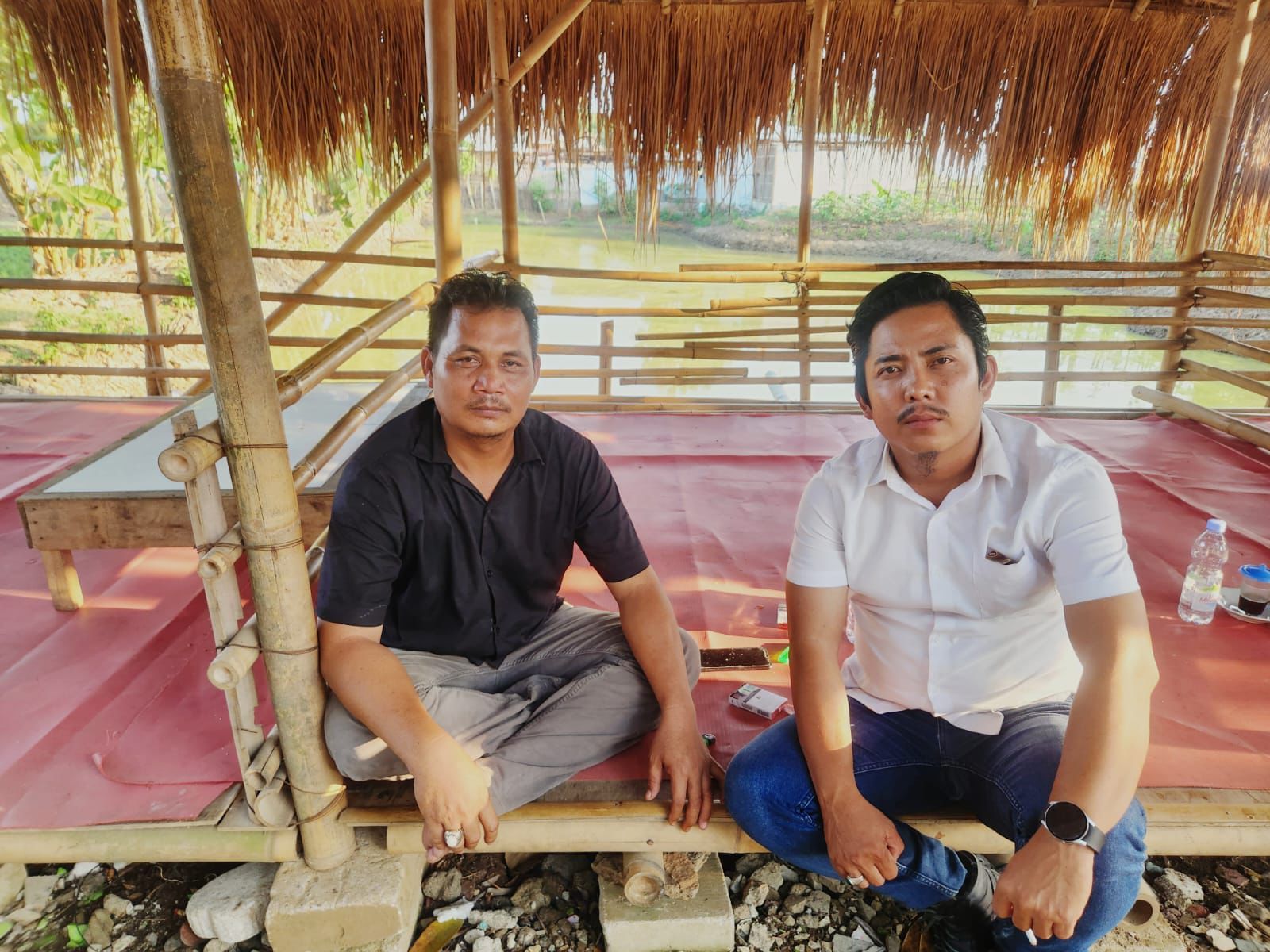 Read more about the article Ngobrol Hangat Tokoh Masyarakat Desa Karangsatu Kec Karangbahagia Kab Bekasi