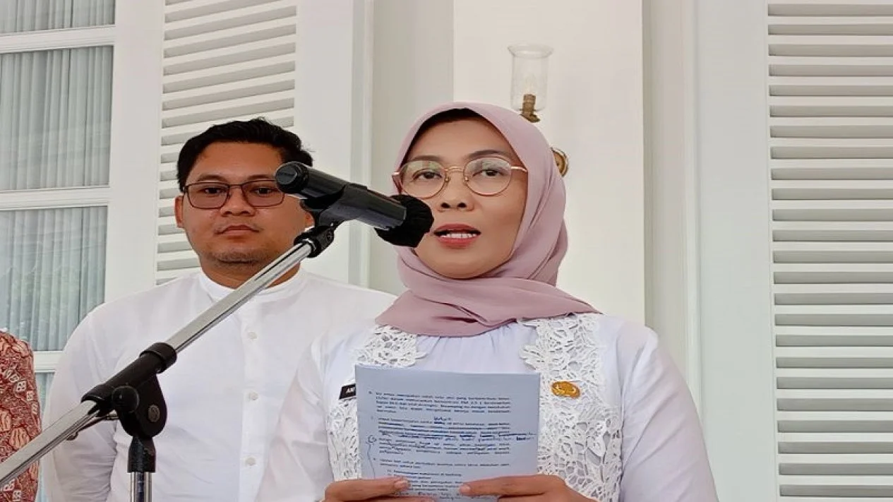 Read more about the article RS Medistra Beri Klarifikasi Buntut Larangan Berhijab Bagi Karyawan!