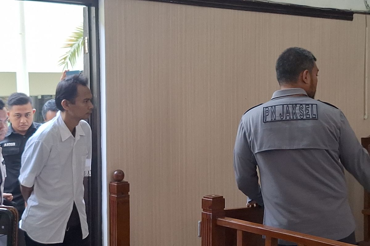 Read more about the article Hakim Memvonis Mati Panca Si Pembunuh 4 Anak Kandungnya Sendiri
