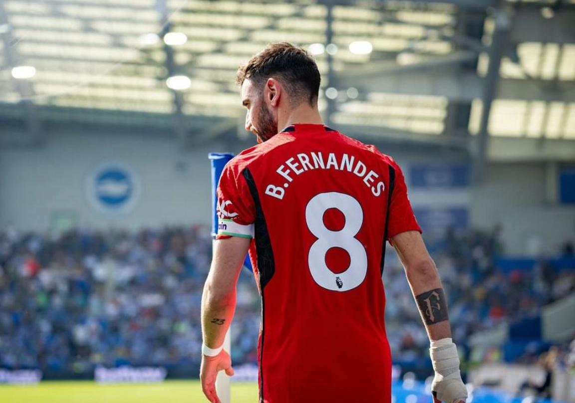 Read more about the article Manchester United Alami Kehancuran Mulai Dari Bruno Fernandes Terkena Red Card!