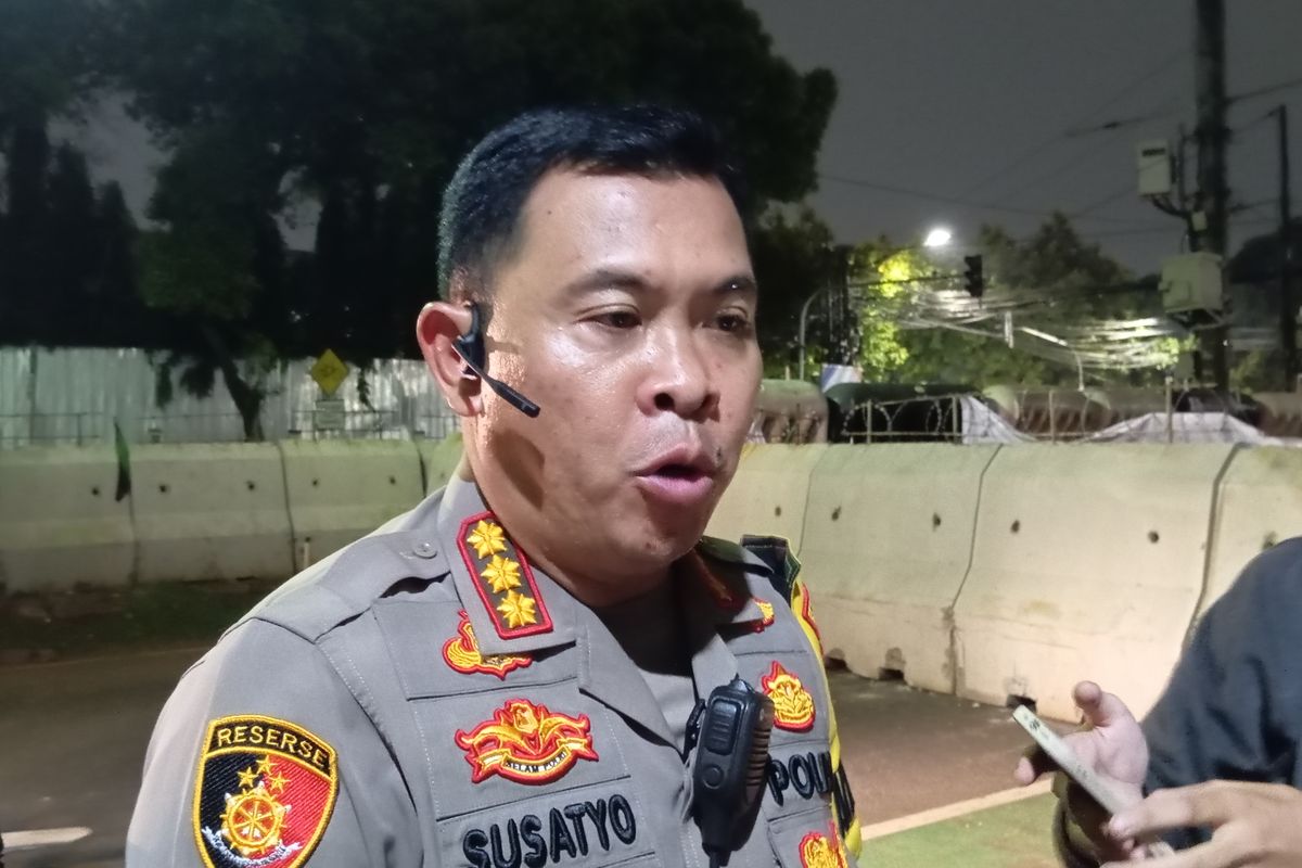 Read more about the article 31 Pelajar Hendak Tawuran Di Sawah Besar, Polisi Disiram Air Keras!