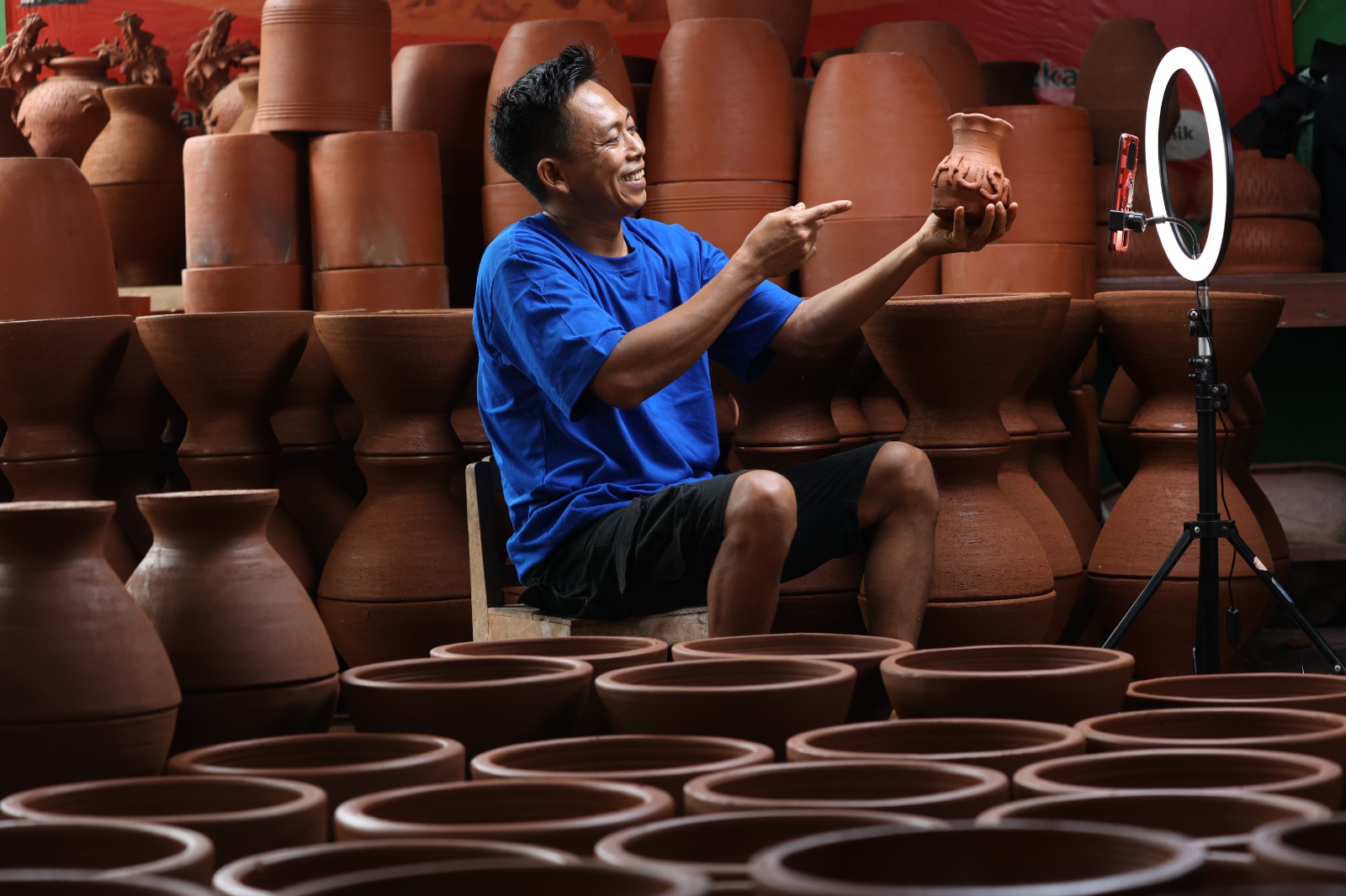 Read more about the article BRI Salurkan KUR Senilai 76.4 Triliun Kepada 1.5 Juta Pelaku UMKM Periode Hingga Mei 2024