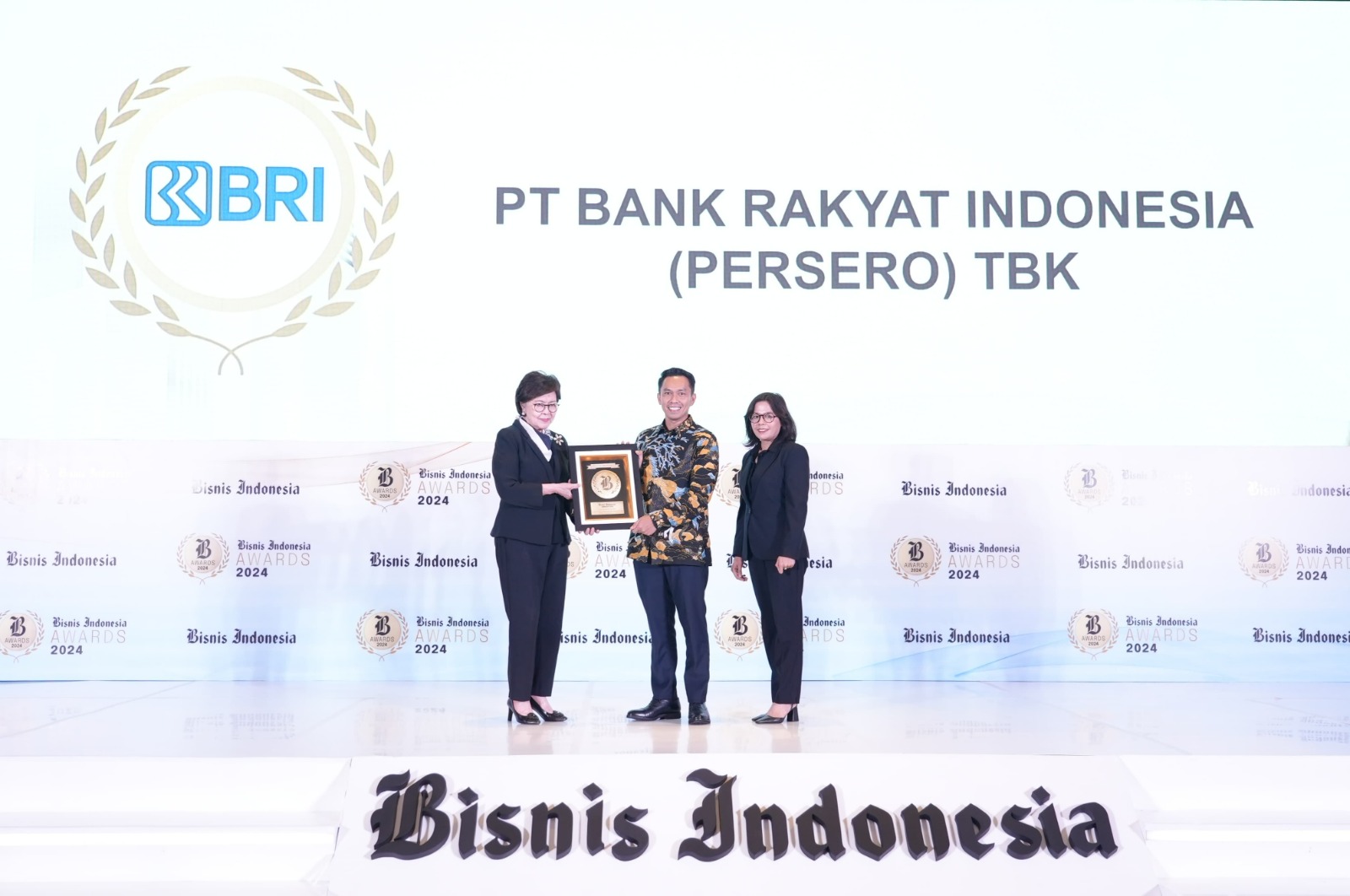 Read more about the article BRI Dinobatkan Jadi Bank Persero Dengan Kinerja Terbaik Dalam Penghargaan Bisnis Indonesia Award (BIA) 2024