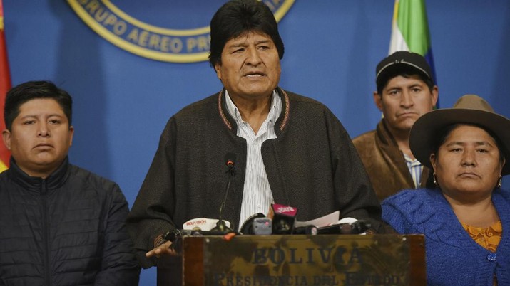 Read more about the article Eks Presiden Bolivia Dihujani 14 Peluru Tembus Mobil