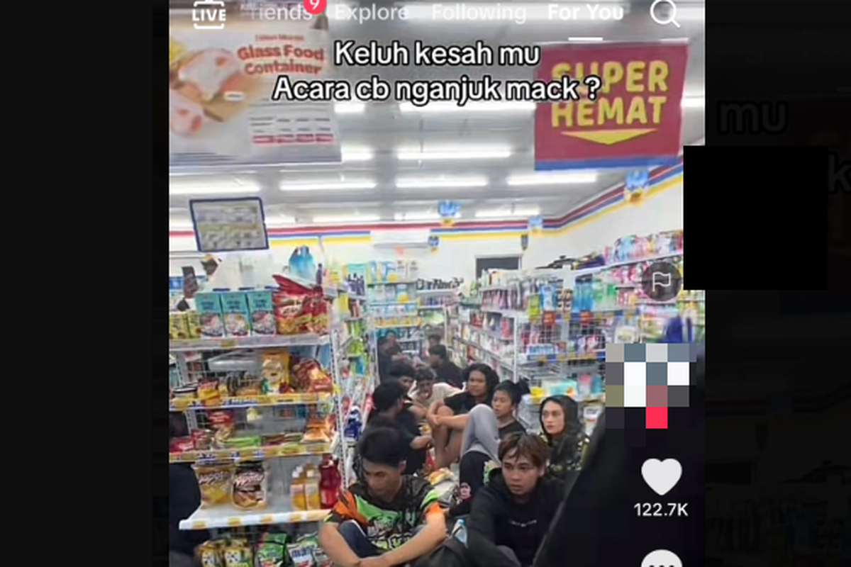 Read more about the article Viral! Sekumpulan Anak CB Numpang Istirahat Di Indomaret Tuai Pro-Kontra