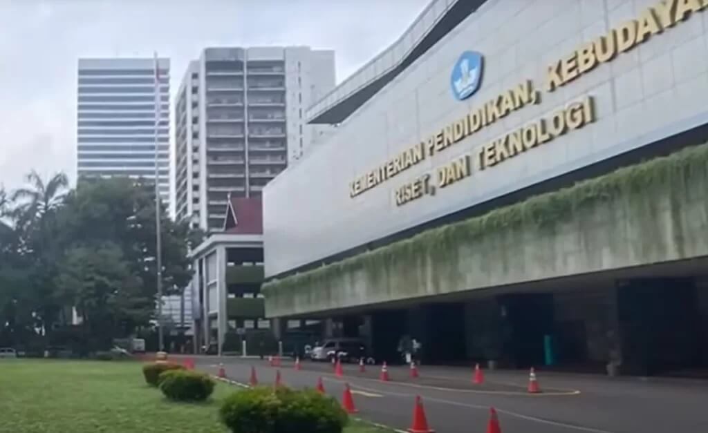 Read more about the article Dosen ASN Kemendiktisaintek Akan Gelar Aksi di Istana Kepresidenan Tuntut Tunjangan Kinerja