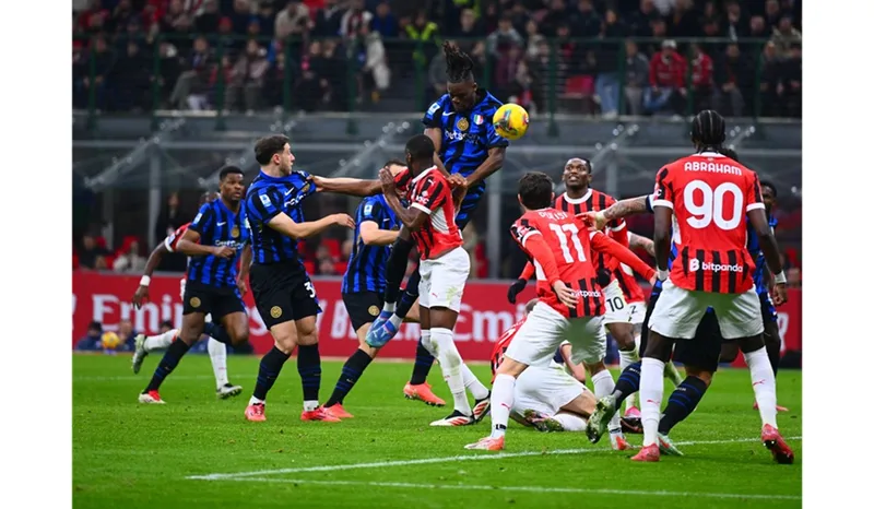 Read more about the article Drama Derby Della Madonnina: Inter Milan Tahan Imbang AC Milan 1-1 dengan Gol Injury Time