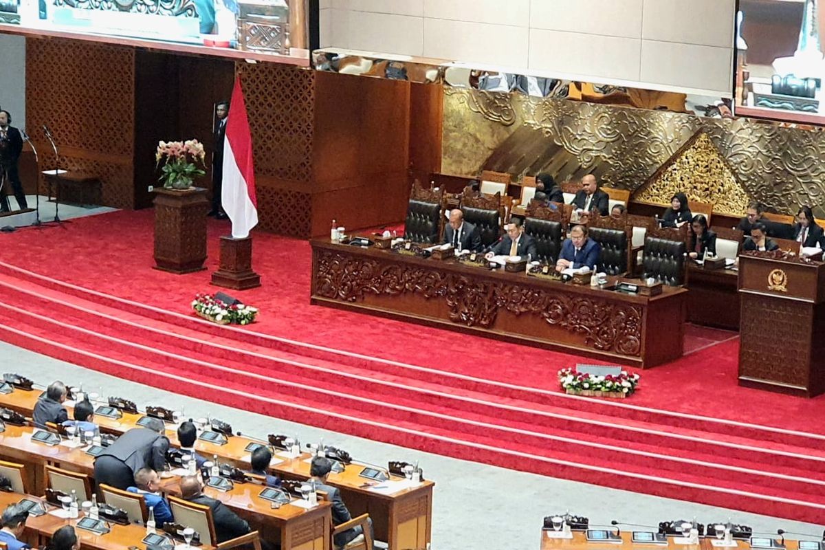 Read more about the article DPR Sahkan Revisi UU Minerba: UMKM dan Ormas Keagamaan Dapat Prioritas Kelola Tambang