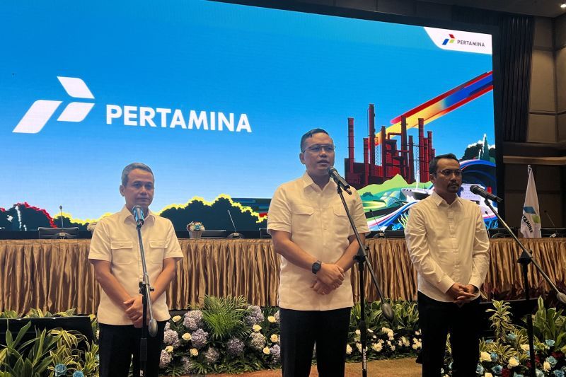 Read more about the article Permintaan Maaf Pertamina Dalam Kasus Dugaan Korupsi Impor Minyak Mentah dan Produk Kilang