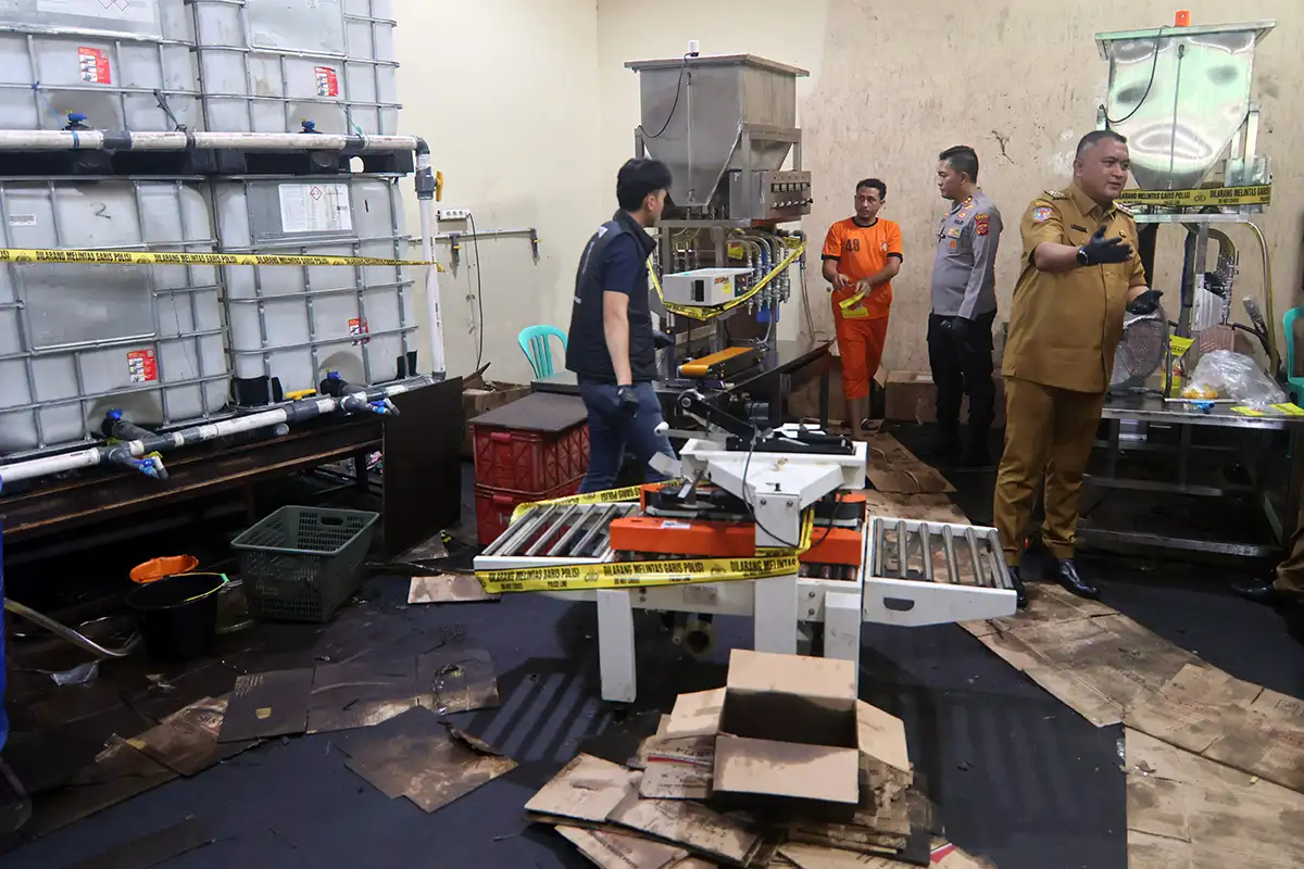 Read more about the article Polisi Ungkap Trik Praktik Curang Produsen MinyaKita di Bogor, Untung 600 Juta Perbulan