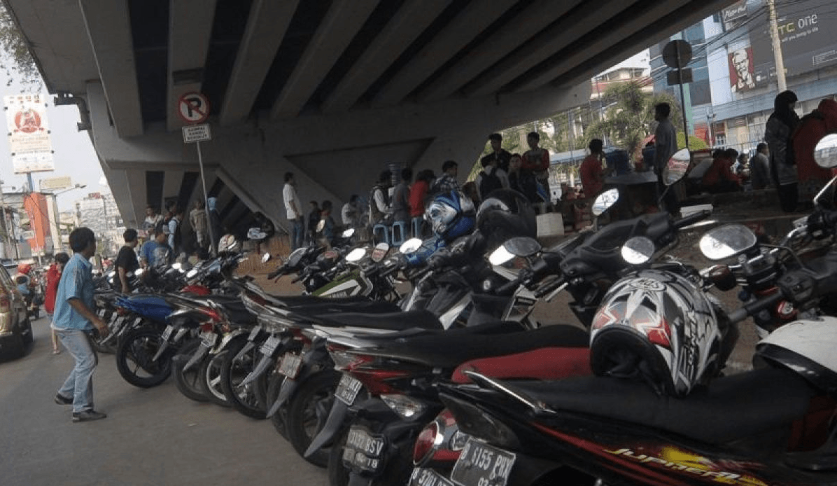 Read more about the article Tarif Parkir Liar Rp 60 Ribu, Pelaku Diciduk di Tanah Abang
