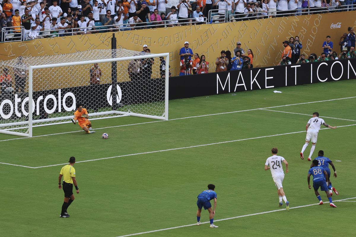 Read more about the article Hasil Imbang Real Madrid vs Al-Hilal: Debut Xabi Alonso di Piala Dunia Antarklub Tak Sesuai Harapan