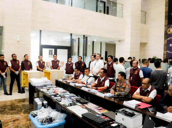 Read more about the article Sindikat Narkoba Internasional Rekrut WNI: Iming-Iming Uang hingga Ancaman Hukuman Mati