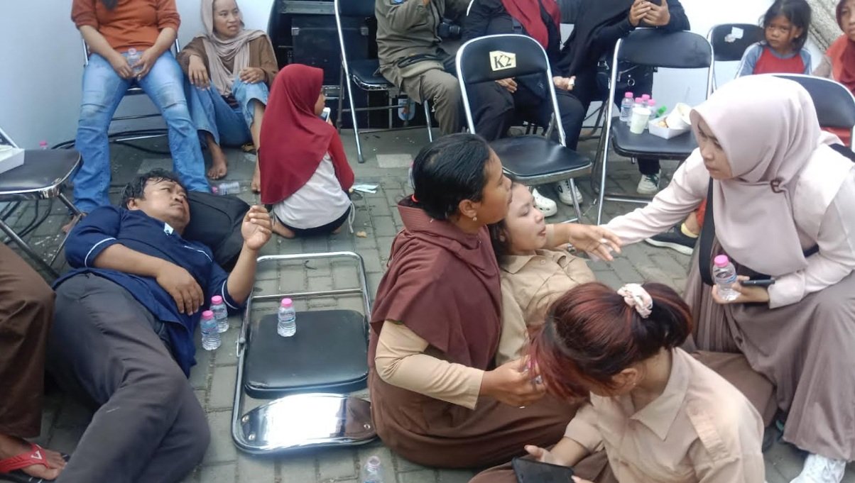 Read more about the article Pesta Rakyat Pernikahan Anak Dedi Mulyadi  Berujung Duka, Sebabkan 3 Tewas Akibat Berdesakan