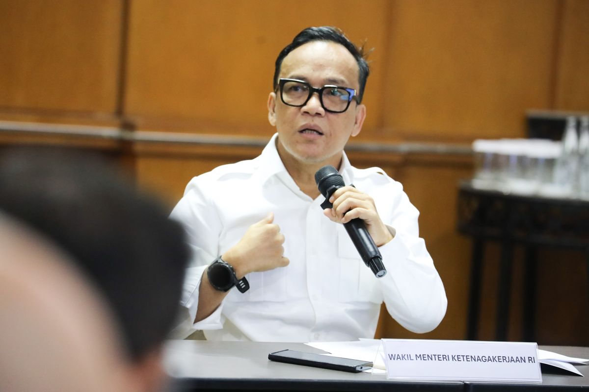 Read more about the article Presiden Prabowo Subianto menyayangkan Wamenaker Immanuel Ebenezer terkena OTT KPK