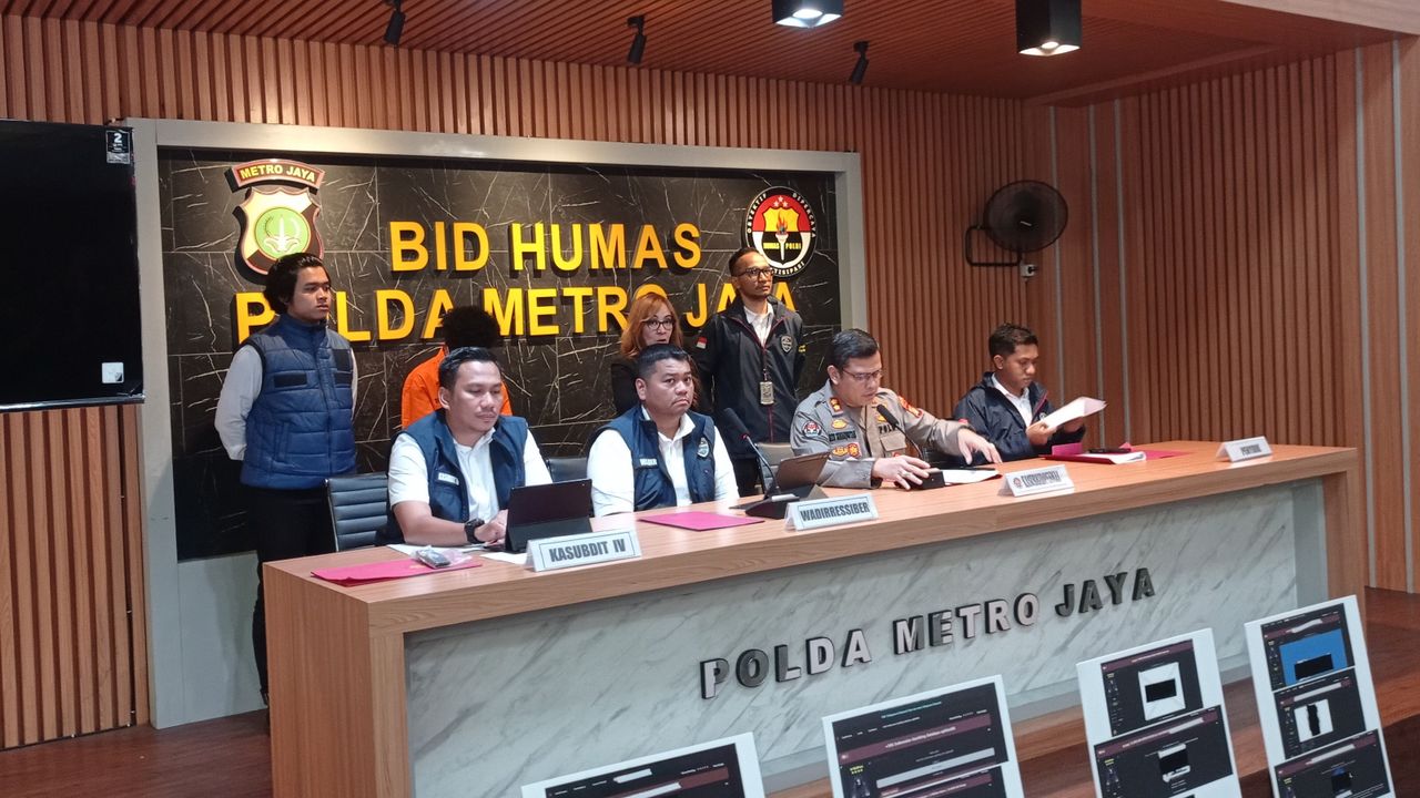 Read more about the article Seorang Pria yang diduga sebagai Peretas (Hacker) ‘Bjorka’ ditangkap Porda Metro Jaya