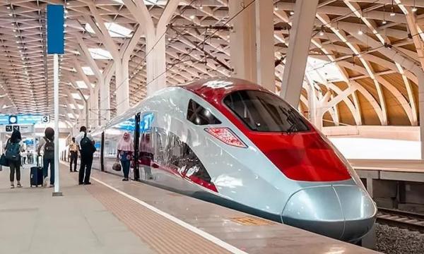 Read more about the article KPK Akan Melakukan Pemeriksaan Terkait Proyek Kereta Cepat Whoosh yang di Mark Up