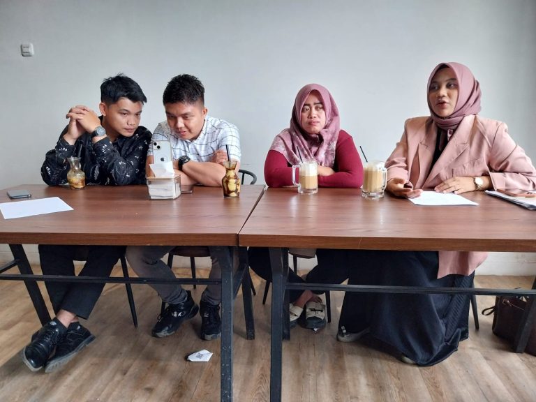 Tinah Sumarnih Angkat Bicara Mengenai Polemik Terhadap Pemerintah Desa SumberJaya