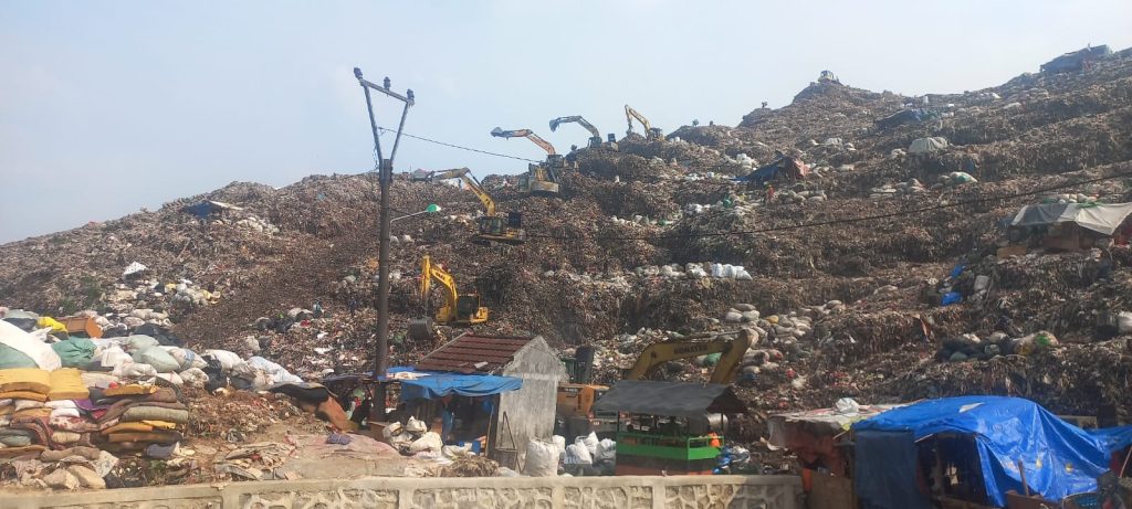 dugaan praktik pungli di TPU sumur batu 2