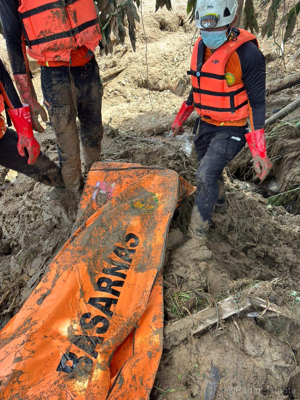 Read more about the article Update Korban Banjir Sumatera : 743 Jiwa Meninggal Dunia, 630 Hilang, 2600 Luka-luka