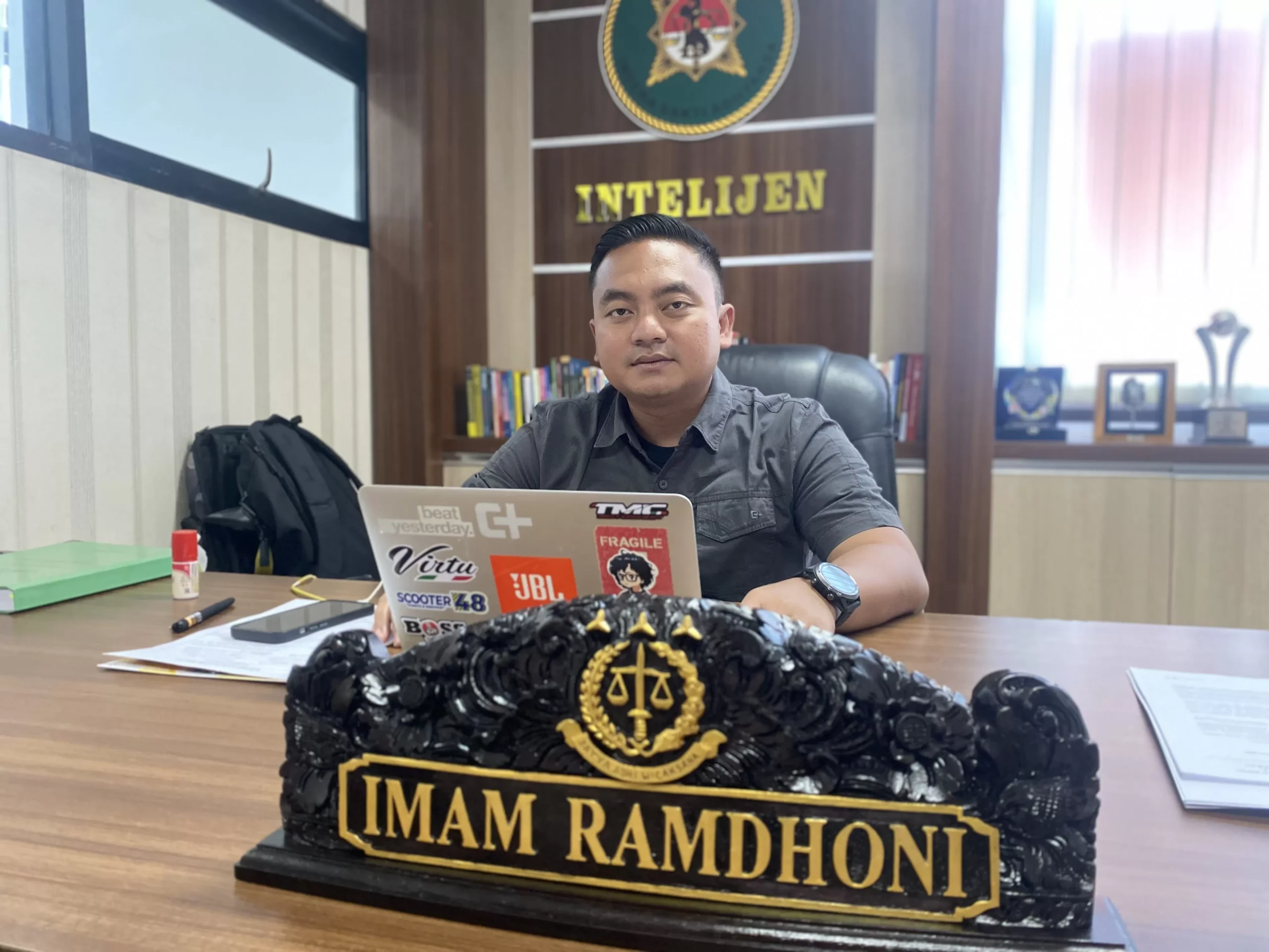 Read more about the article Oknum ASN Berau Buron! Kejari Tetapkan DPO dalam Kasus Korupsi KUR Fiktif BRI Rp 1,2 Miliar