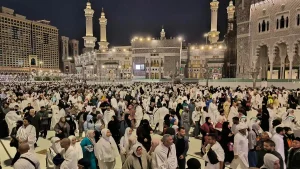 Jamaah Umroh Indonesia tertahan di arab Saudi dampak perang iran