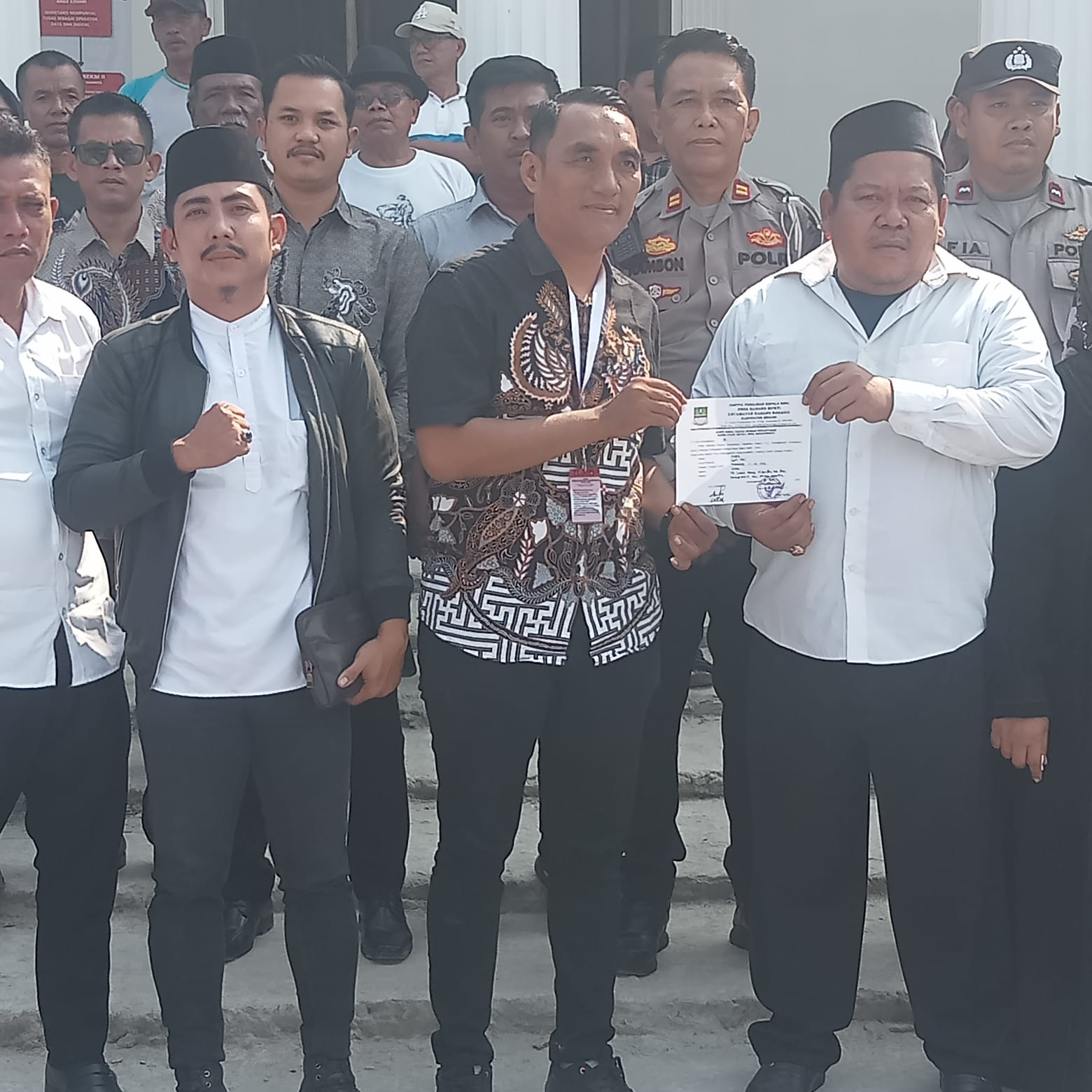 Bapak Satim ( Dusun toleng ) Gemoy dapat no Urut 1 Calon Kepala Desa Karangmukti
