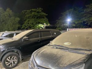 sebaran abu vulkanik anak krakatau hingga jakarta